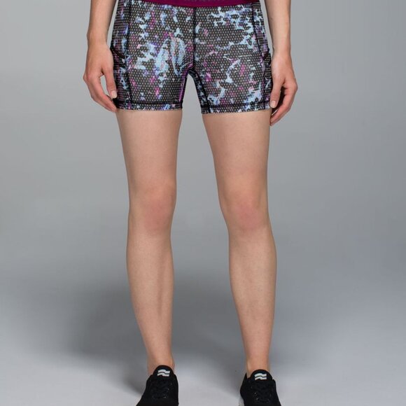 Lululemon What the Sport Short Floral Sport Tranquil Blue Multi Size 6 - Picture 1 of 5